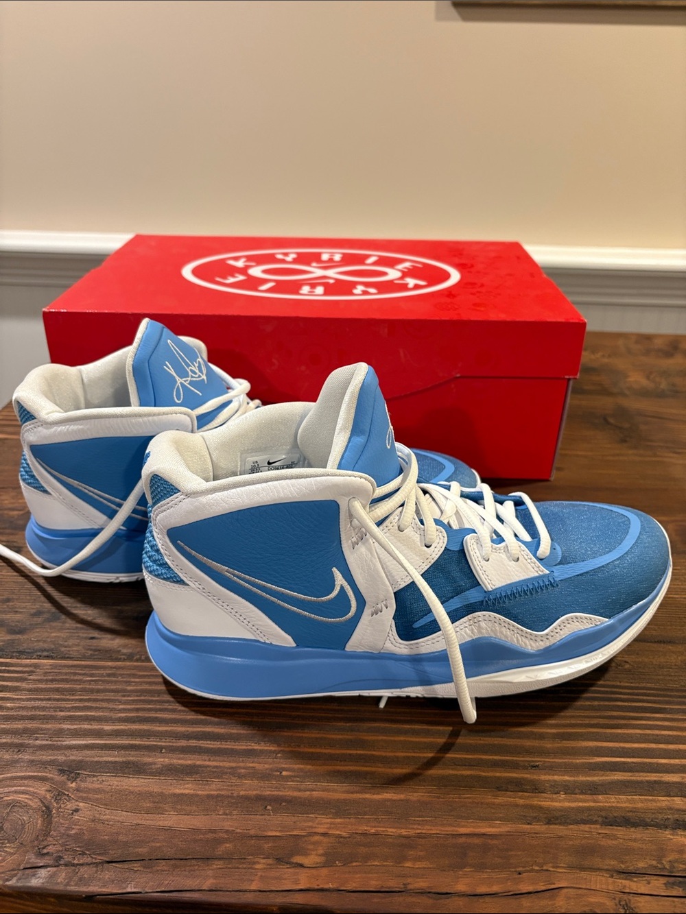 Brand New with Box Nike Kyrie Infinity TB University Blue Men’s Size 10.5